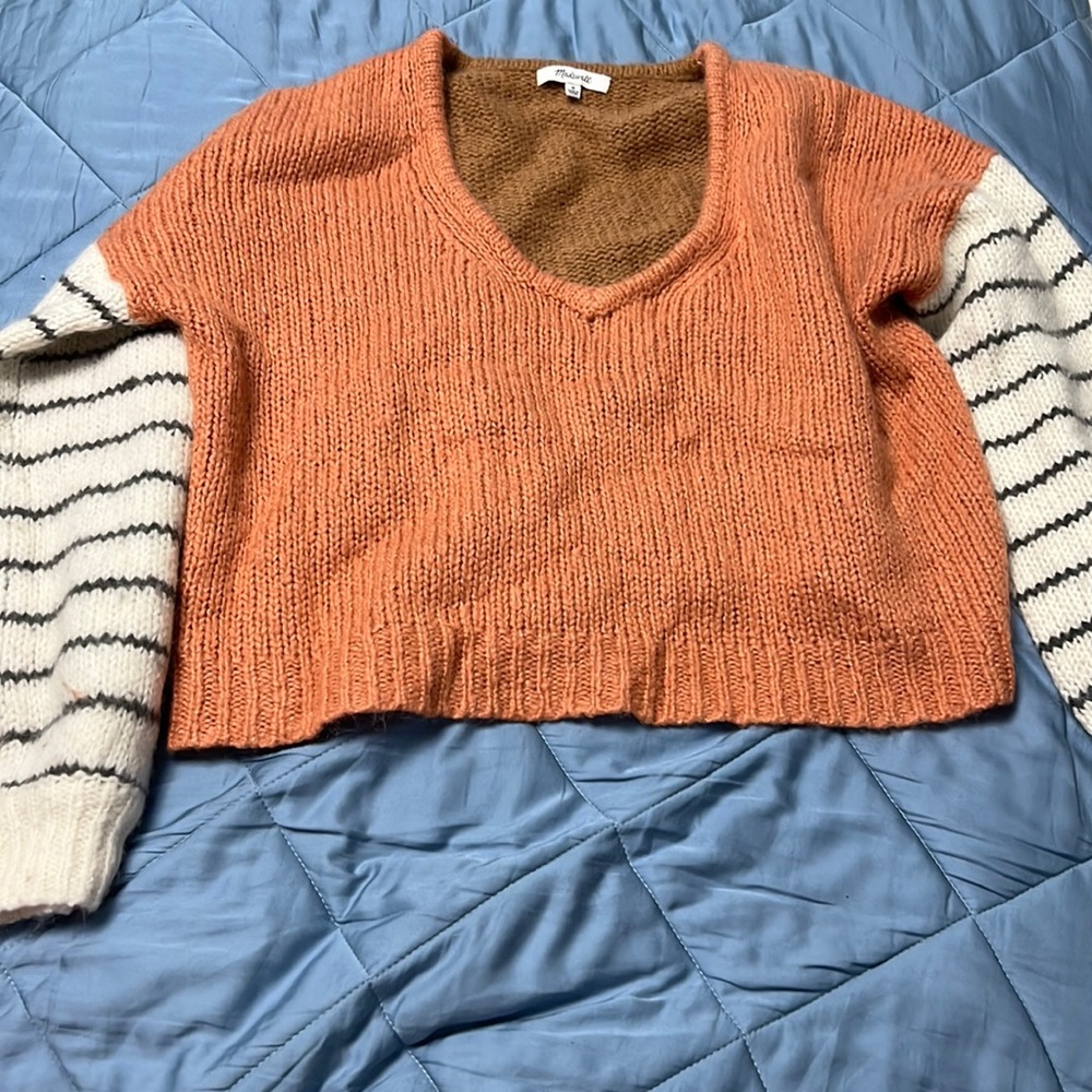 Madewell v neck sweater, stripe sleeve detail, size M